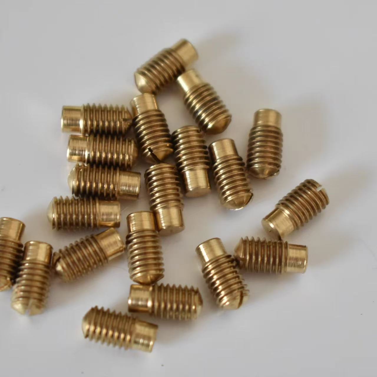 Musical Instrument Repairs - Saxofooninstelschroeven Reparatieonderdelen voor muziekinstrumenten