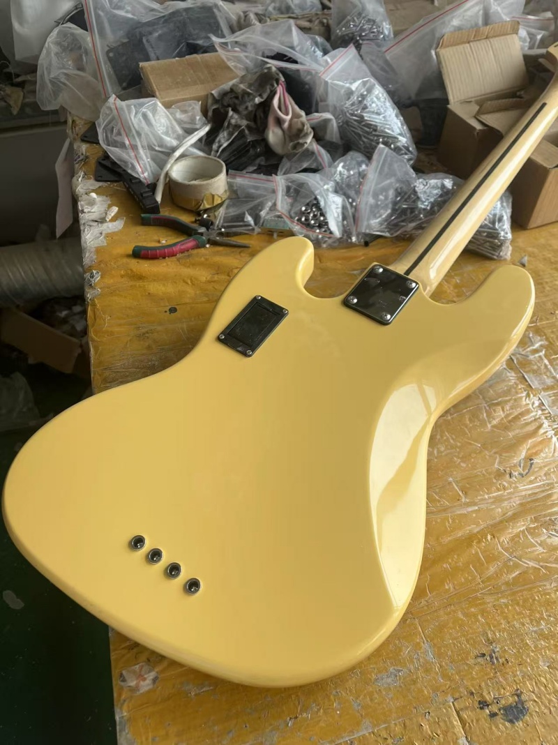 Aangepaste 4-snarige elektrisc - Bass Guitar Fretless recensie en prijs
